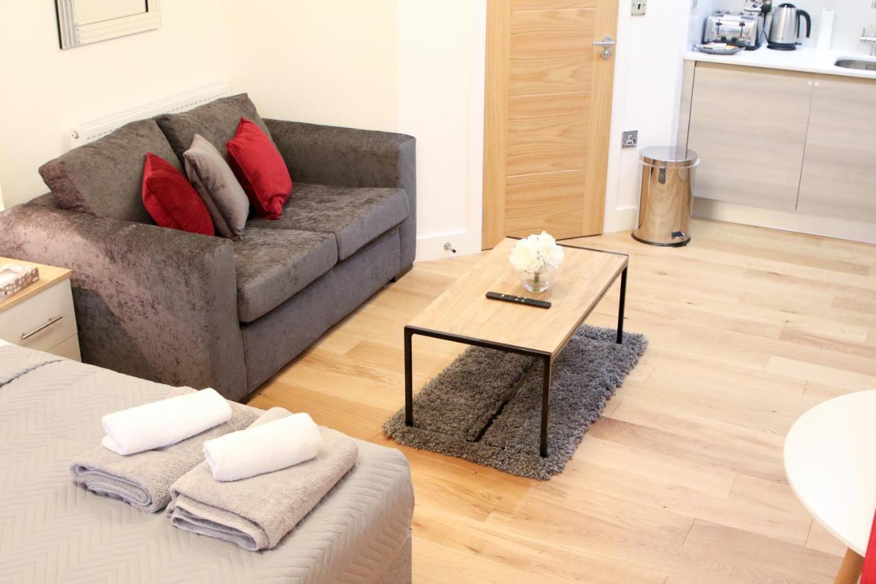 Executive Bright And Airy Studio Apartment In Sydenham Londra Exterior foto