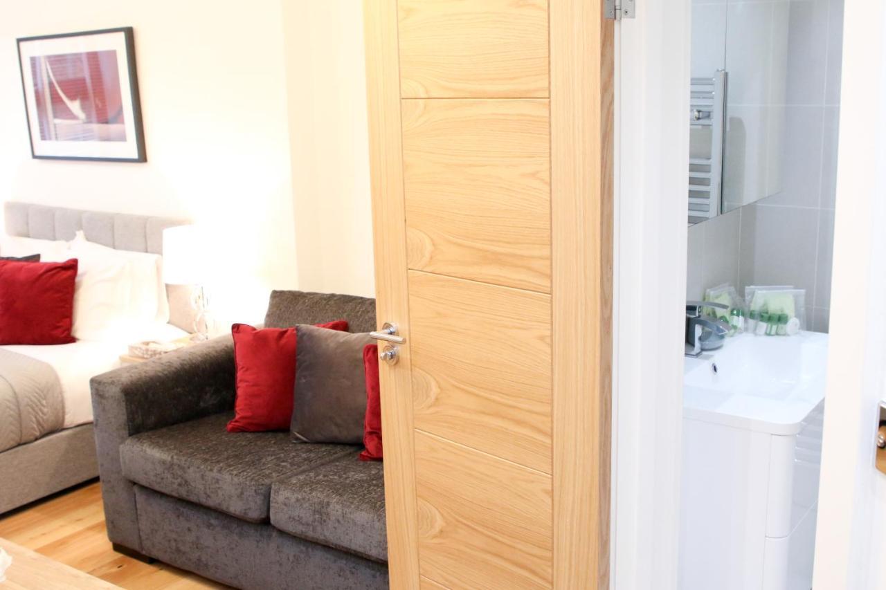 Executive Bright And Airy Studio Apartment In Sydenham Londra Exterior foto