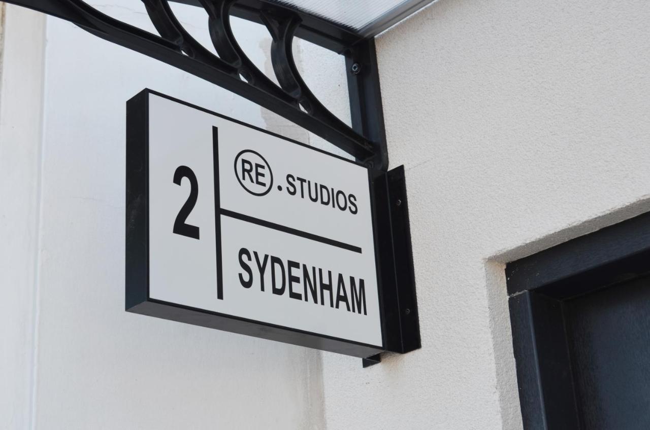 Executive Bright And Airy Studio Apartment In Sydenham Londra Exterior foto